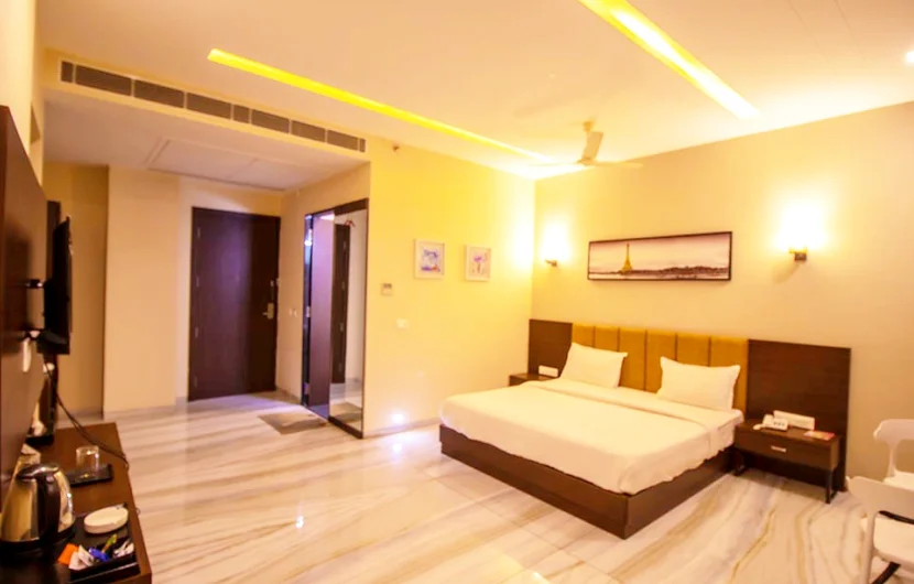 Super Deluxe Room 2